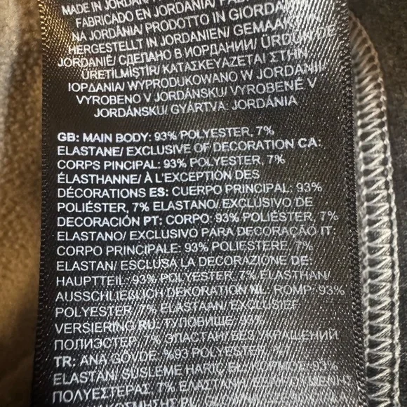 EUC North Face Cropped Heather Gray Women's Hoodie - Picture 5 of 7